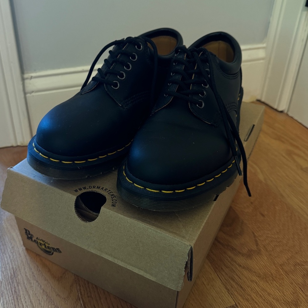 Men’s Doc Martens Nappa size 8